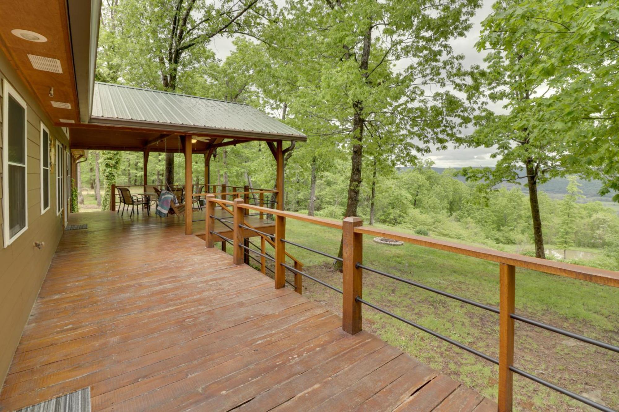 Spacious And Elegant Mountain View Cabin With Deck! 外观 照片